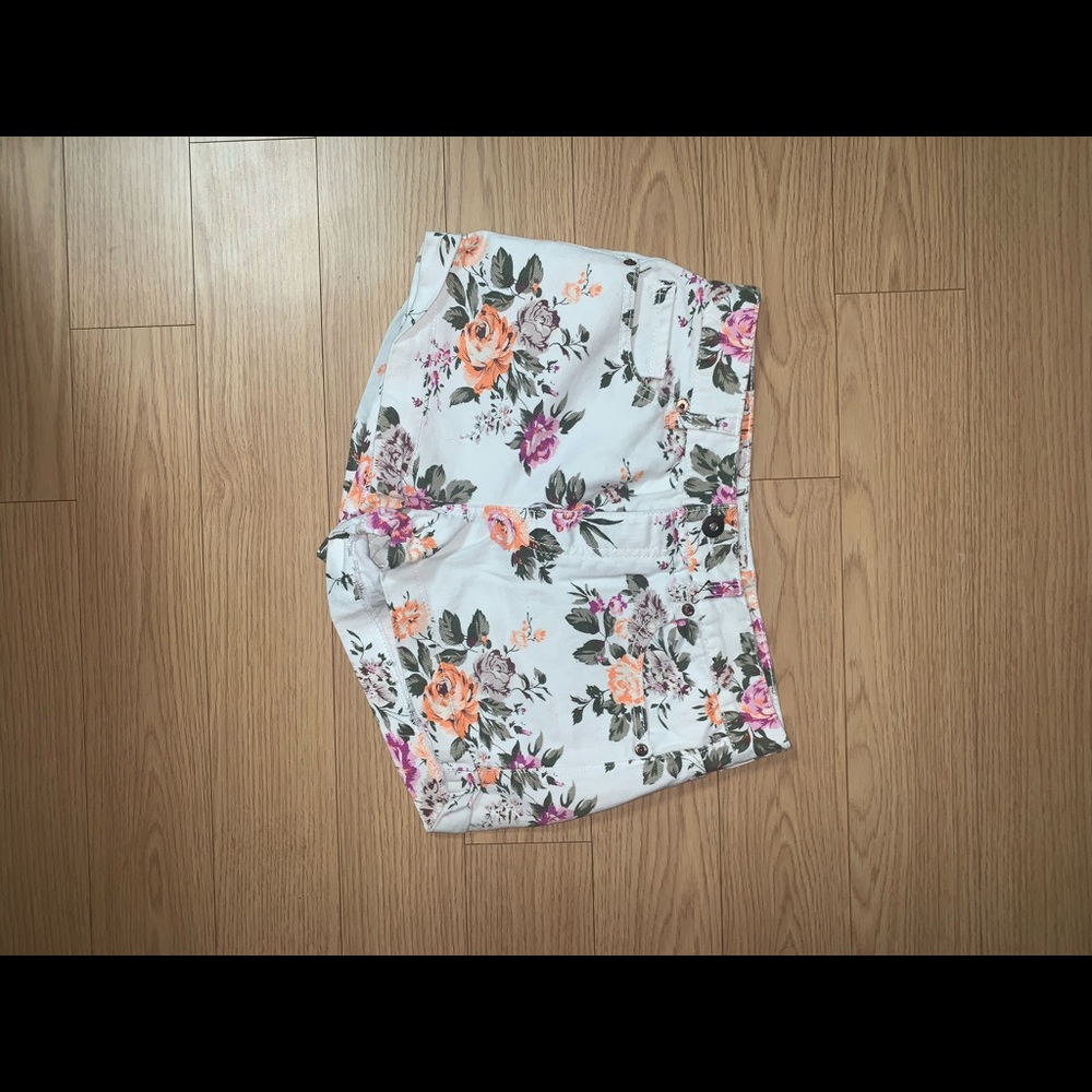 Forever 21 shorts